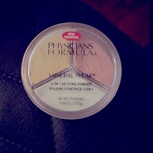 Physicians Formula 3 in 1 setting powder